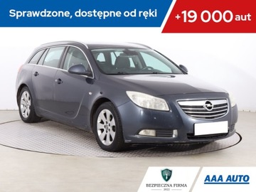 Opel Insignia I Sports Tourer 2.0 CDTI ECOTEC 160KM 2009 Opel Insignia 2.0 CDTI, Automat, Klima