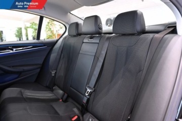 BMW Seria 5 G30-G31 Limuzyna 520i 184KM 2020 BMW Seria 5 520iFV23LED Fog lightsFotel SportowySport Line 2.0 Benzyna, zdjęcie 15