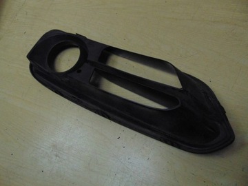 РЕШЕТКА БАМПЕРА ПРАВАЯ BMW F20 F21 LIFT 7371668