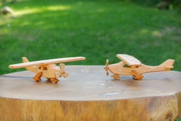 Деревянный самолет. Деревянная модель самолета