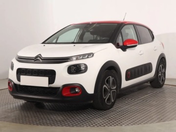 Citroen C3 III Hatchback 1.2 PureTech 82KM 2019 Citroen C3 1.2 PureTech, Salon Polska, zdjęcie 1