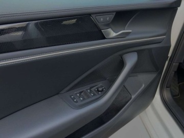 Volkswagen Passat B8 Variant Facelifting 2.0 TDI SCR 150KM 2025 Volkswagen Passat 2.0TDI 150KM Business DSG SerwisASO Acc Led Navi Hak FV23, zdjęcie 18