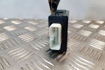 MODUL CENTRÁLNÍHO ZÁMKU TOYOTA LAND CRUISER 120 (_J12_) 8597060030 3.0L