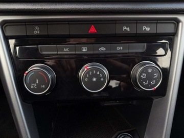Volkswagen T-Roc I SUV Facelifting 1.5 TSI ACT 150KM 2022 Volkswagen T-Roc 1.5 TSI 150KM Life Kamera AktywnyTempomat LED ASO SalonP, zdjęcie 22