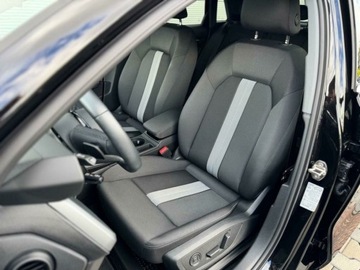 Audi A3 8Y Sportback 1.5 35 TFSI 150KM 2024 Audi A3 Sportback Kamera cofania, Adaptacyjny tempomat , Ambiente 1.5 150KM, zdjęcie 26