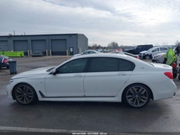 BMW Seria 7 G11-G12 2019 BMW Seria 7 M760i xDrive 2019 6.6 Benzyna 601KM, zdjęcie 2