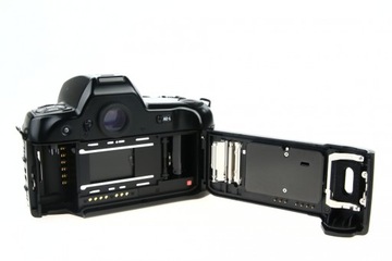 Многофункциональная стенка Nikon F90X + MF-26