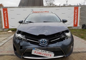 Toyota Auris II 2015 Toyota Auris Okazja 1.8 Hybryda 98KM, zdjęcie 1