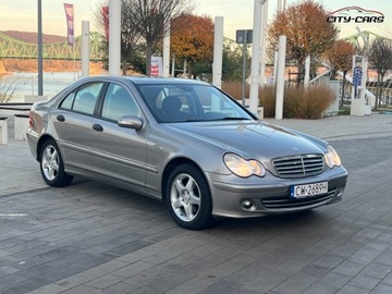 Mercedes Klasa C W203 Sedan W203 1.8 (C 180 Kompressor) 143KM 2007 Mercedes-Benz Klasa C 1.8 143 KM Kompresor Benzyna Zadbany 1.8, zdjęcie 8