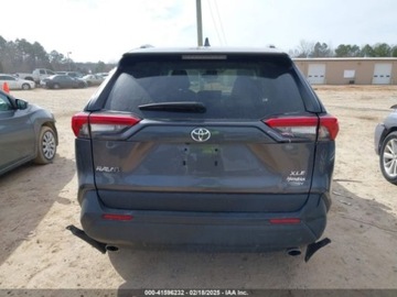 Toyota 2024 Toyota RAV4 2024r., XLE Premium, od ubezpieczalni 2.5 Benzyna 203KM, zdjęcie 5