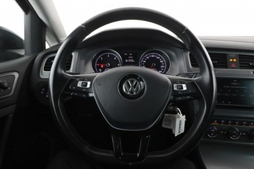 Volkswagen Golf VII Variant 1.6 TDI BlueMotion  110KM 2015 Volkswagen Golf GRATIS! Pakiet Serwisowy o, zdjęcie 19