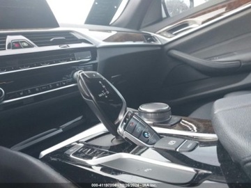 BMW Seria 5 G30-G31 2020 BMW Seria 5 2020 BMW 530I 2.0 Benzyna 248KM, zdjęcie 9