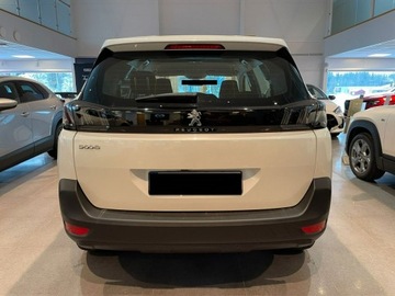 Peugeot 5008 II Crossover Facelifting 1.2 PureTech 130KM 2022 Peugeot 5008 1.2 130 KM Automat 7-miejscowy, zdjęcie 6