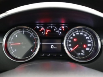 Peugeot 508 I SW Facelifting 2.0 BlueHDi 150KM 2015 Peugeot 508 2.0 BlueHDi, Klima, Klimatronic, zdjęcie 8