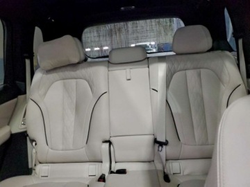 BMW X7 2022 BMW X7 xDrive40i 2022 3.0 Benzyna 335KM, zdjęcie 10