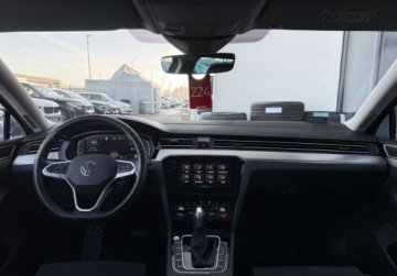 Volkswagen Passat B8 Variant Facelifting 2.0 TDI SCR 200KM 2022 Volkswagen Passat Variant Hak IQ.Light Travel Assist Kamery 360 Salon P, zdjęcie 27