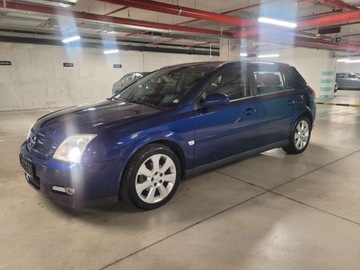 Opel Signum 2.2 DIRECT ECOTEC 155KM 2003