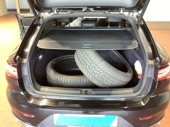 Volkswagen Arteon Fastback Facelifting 2.0 TDI 200KM 2023 Volkswagen Arteon Shooting Brake 2.0 TDI R-Line, zdjęcie 3