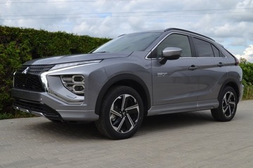 Mitsubishi Eclipse Cross SUV PHEV 2.4 188KM 2022 PHEV 4x4 ** 6 km PRZEBIEGU ** W OFERCIE DWIE SZTUKI, zdjęcie 12