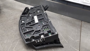 13216684PF PŘÍSTROJOVÁ DESKA OPEL ASTRA H 06R 1.9CDTI