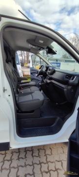 Renault Trafic III Combi 2.0 dCi  150KM 2023 Renault Trafic III 2.0D 150KM Salon Pl. 2.0 Diesel 150KM, zdjęcie 13