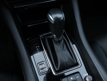 Mazda 6 III Sedan Facelifting 2016 2.0 SKYACTIV-G 165KM 2018 Mazda 6 2.0 Skyactiv-G, Salon Polska, Automat, zdjęcie 16