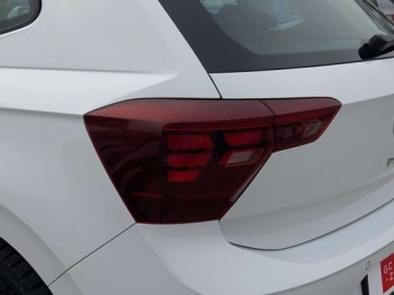 Volkswagen Polo VI Hatchback 5d Facelifting 1.0 MPI 80KM 2022 Volkswagen Polo 1.0MPI 80KM Life SerwisASO Led Virtual App-Connect Clima F, zdjęcie 35