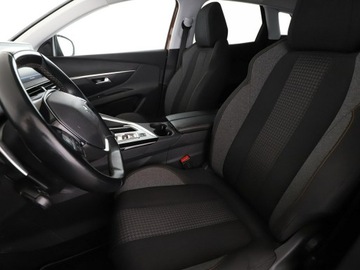 Peugeot 3008 II Crossover 1.5 BlueHDI 130KM 2019 Peugeot 3008 1.5 HDi Automat Business Klimatyzacja, zdjęcie 12