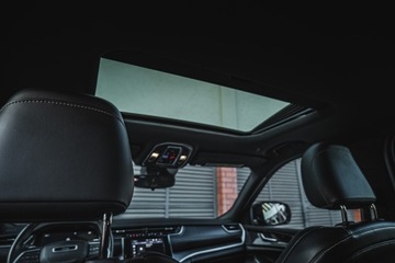 Jeep Grand Cherokee IV 2022 Jeep Grand Cherokee WL | 2022 | 3.6 benzyna + LPG | 25 500 km, zdjęcie 21