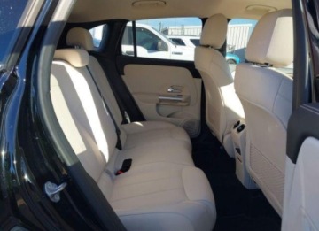 Mercedes GLA II 2023 Mercedes-Benz GLA 2023, 2.0L, od ubezpieczalni 2.0 Benzyna 221KM, zdjęcie 10