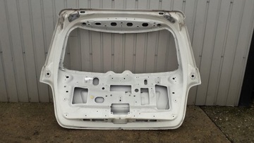 MERCEDES E W210 SEDAN 95-99 VÍKO KUFRU ZADNÍ + LAMPY