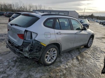 BMW X1 F48 2015 BMW X1 2015 BMW X1 XDRIVE28I 2.0 Benzyna 228KM, zdjęcie 2
