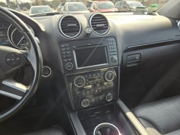 Mercedes Klasa GL X164 Off-roader Facelifting 350 CDI BE 224KM 2011 Mercedes GL 350 3,0 diesel 224KM automat 7 miejsc, zdjęcie 13