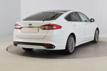 Ford Mondeo V Liftback Facelifting 2.0 EcoBlue 190KM 2019 Ford Mondeo 2.0 EcoBlue, Salon Polska, 187 KM, zdjęcie 4