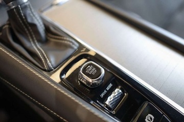 Volvo XC90 II SUV 2.0 D5 235KM 2018 Volvo XC 90 D5 AWD R-Design 2.0 Diesel 235KM, zdjęcie 24