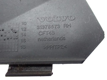 LIŠTA OKNO ČELNÍ PŘEDNÍ PRAVÁ 31378573 VOLVO V40 II 15R
