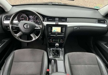 Skoda Superb II Outdoor 2.0 TDI CR DPF  140KM 2014 Skoda Superb nawigacja, skory, drugi komplet kol 2.0 Diesel 140KM, zdjęcie 14