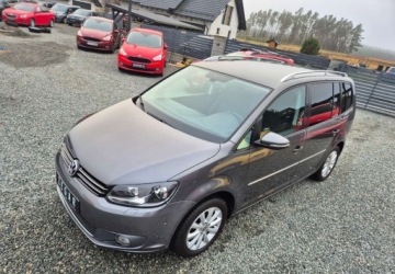 Volkswagen Touran II 2.0 TDI 170KM 2011 Volkswagen Touran 2,0 170KM Automat DSG Highline Navi Kamera PDC 2.0 Diesel, zdjęcie 23