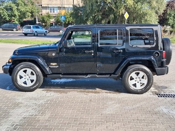 Jeep Wrangler III Terenowy 3.8 i V6 12V 200KM 2008 Jeep Wrangler Unlimited Hard-Top Sahara 3.8 200KM 4x4 Automat Klima, zdjęcie 7