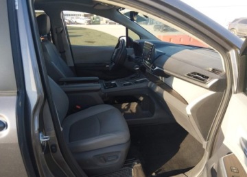 Toyota Sienna III 2021 Toyota Sienna 2021r., XLE, 2.5L, od ubezpieczalni 2.5 Hybryda 189KM, zdjęcie 9