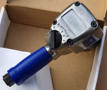 Пневматический ударный гайковерт WUFU WFI5070B 1/2