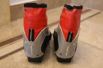 ROSSIGNOL -NNN - РАЗМЕР 28/18СМ