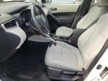 Toyota Corolla Cross 2022 Toyota Corolla Cross 2022 TOYOTA COROLLA CROSS LE 2.0 Benzyna 169KM, zdjęcie 7