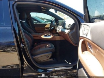 Mercedes GLE V167 2024 Mercedes-Benz GLE AMG GLE 53 COUPE 4MATIC, 2024r., 4x4, 3.0L 3.0 Benzyna, zdjęcie 8