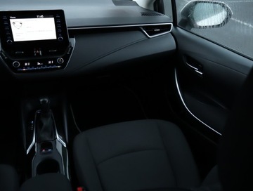 Toyota Corolla XII Sedan 1.8 Hybrid 122KM 2021 Toyota Corolla 1.8 Hybrid, Salon Polska, zdjęcie 6