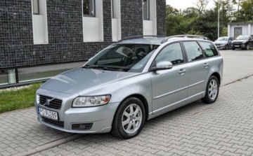 Volvo V50 2.0 TD 136KM 2008 Volvo V50 2,0D Automat Skory Bezwypadkowy 2.0 Diesel 136KM