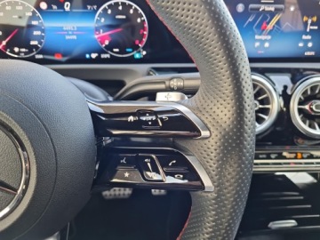 Mercedes CLA C118/X118 Coupe Facelifting 1.3 200 163KM 2024 Mercedes-Benz CLA 200 AMG Line / Kamery 360 / Mult, zdjęcie 20