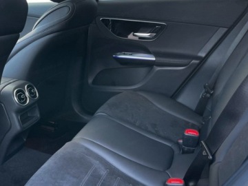 Mercedes GLC C254/X254 Coupe 2.0 200 204KM 2026 GLC Coupe 200 4-Matic AMG Line 2.0 (204KM) 2026, zdjęcie 15