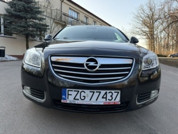 Opel Insignia I Sports Tourer 2.0 CDTI ECOTEC 160KM 2010 Opel Insignia Cosmo Sport Tour 2.0 CDTI 160KM Navi, zdjęcie 14
