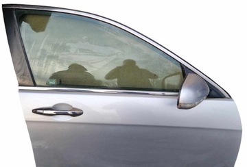 DVEŘE PRAVÝ PŘEDNÍ HONDA ACCORD VII KOMPLETNÍ